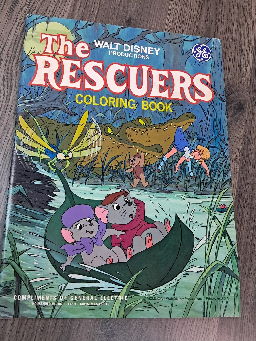 Walt Disney Productions The Rescuers Coloring Book 1977 General Electric